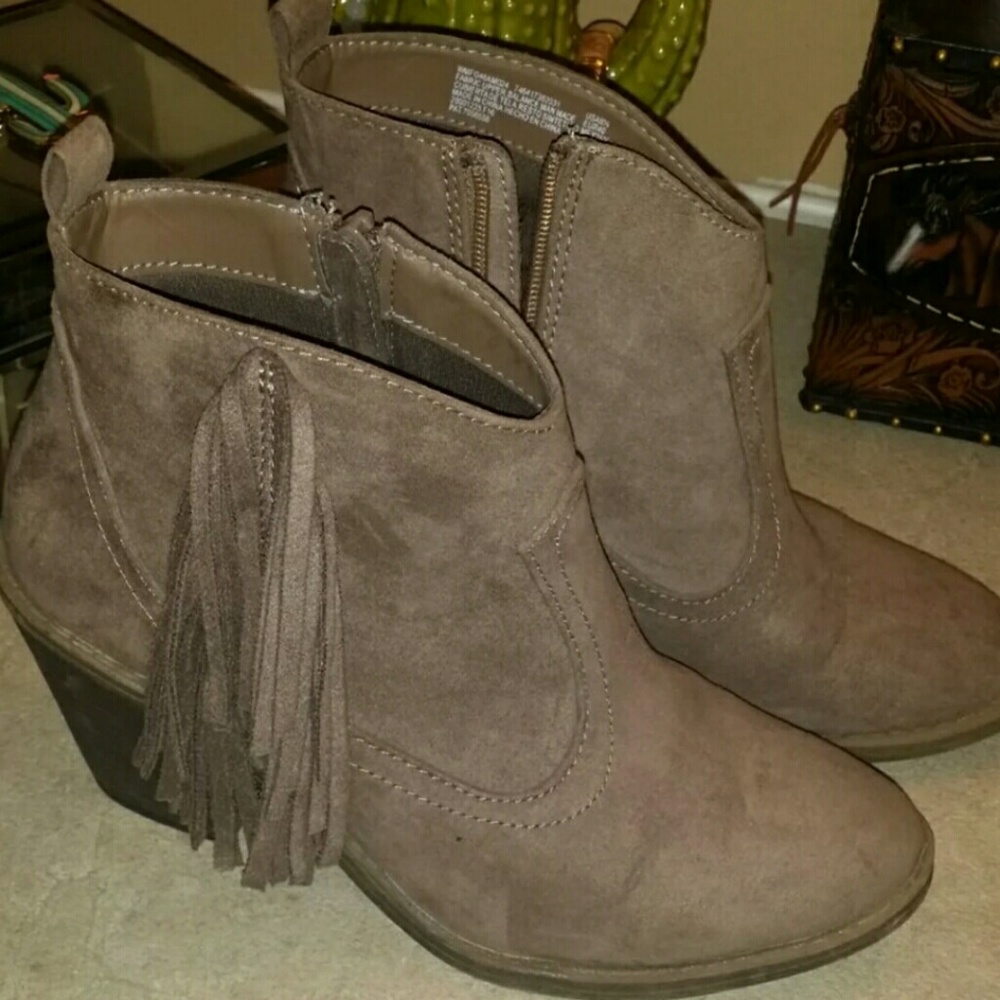 Booties - Picture 2 of 3